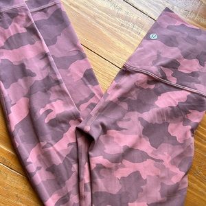Lululemon 28in Align leggings